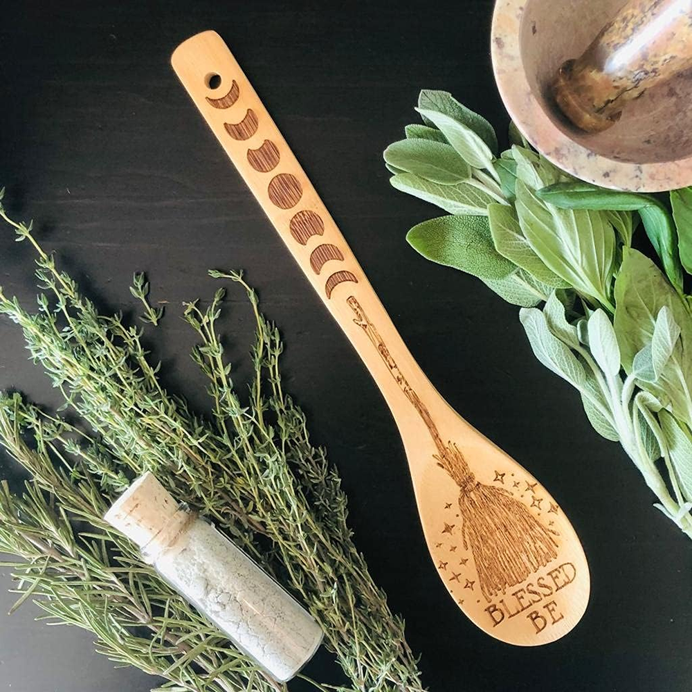 Witchy Decor Yule Bamboo Woode - đánh giá và giá Kitchen Witch Baking